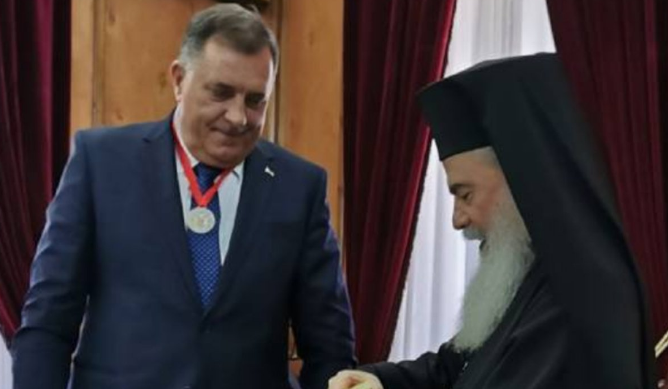 Dodik: Јerusalemskoj patrijaršiji 100.000 eura