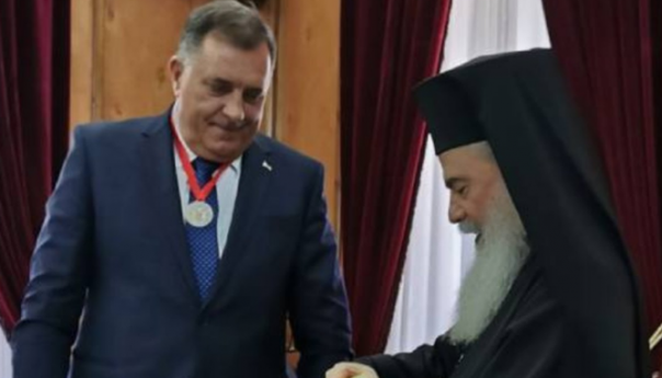 Dodik: Јerusalemskoj patrijaršiji 100.000 eura
