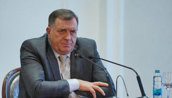 Dodik: Kriminalcima smeta jaka Srbija na čelu sa Vučićem