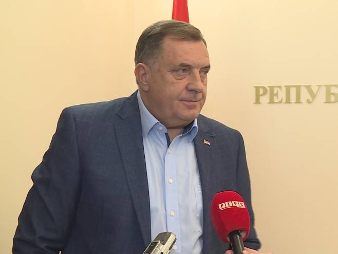 Dodik: Logično da Schmidt ne govori na sjednici, važan stav Kine i Rusije