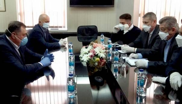 Dodik: Mislim da ćemo ići na zabranu okupljanja više od tri osobe