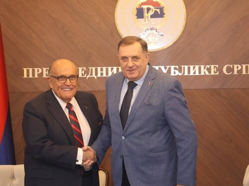 Dodik na sastanku sa Giulianijem, razmijenili kačkete