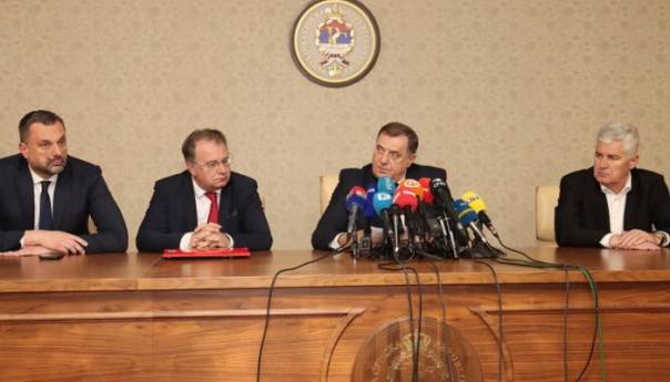 Dodik nakon sastanka: Odnosi na nivou BiH korektni