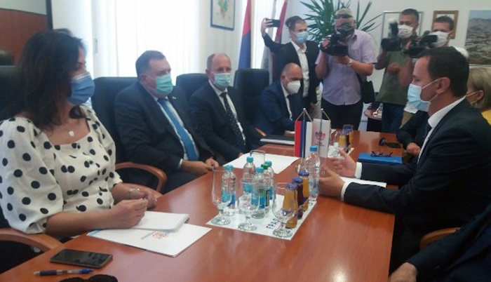 Dodik: Naredne godine izgradnja bolnice i aerodroma u Trebinju