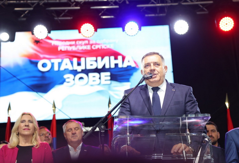 Dodik: Nastavljam jače i snažnije borbu za našu otadžbinu