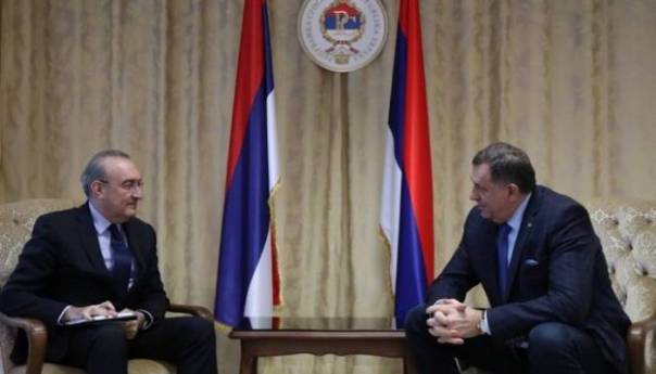 Dodik: Ne bježimo od dijaloga da se riješe mnoga pitanja u BiH