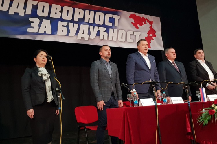 Dodik: Ne isključujem mogućnost da RS odredi svoj status, sad nije trenutak