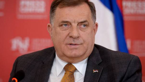Dodik: Ne postoji legalan način da britanski vojni stručnjaci uđu u BIH