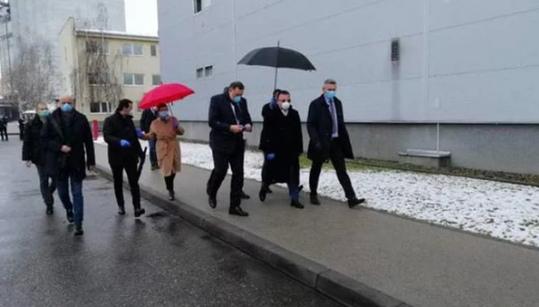 Dodik: Neće biti problema u snabdijevanju šećerom, uljem i ostalim namirnicama