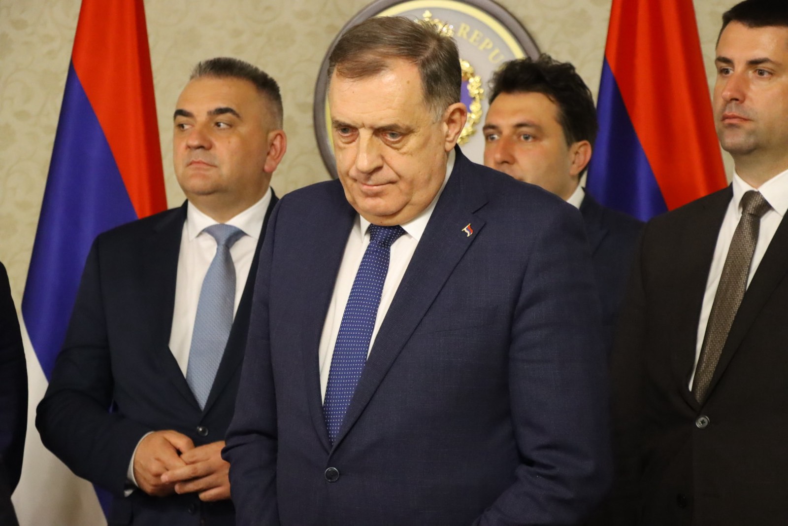 Dodik: Neću poštovati odluku, ja sam predsjednik RS