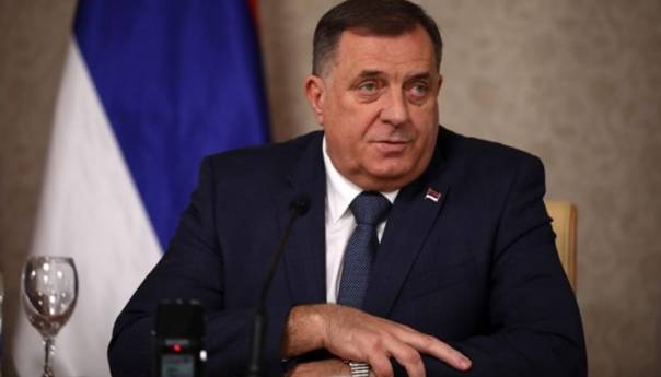 Dodik: Neću se povinovati pravilima stranih sila