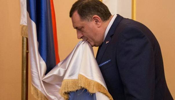 Dodik: Neustavna BiH nas ne zanima, živjela RS