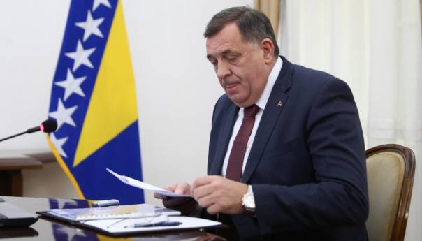 Dodik nijednom nije dao saglasnost za korištenje OSBiH u gašenju požara