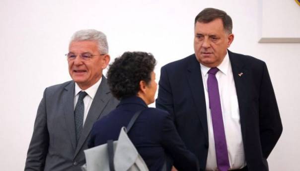 Dodik: Ništa što je Strik navela u tvitu nije pomenuto na sastanku