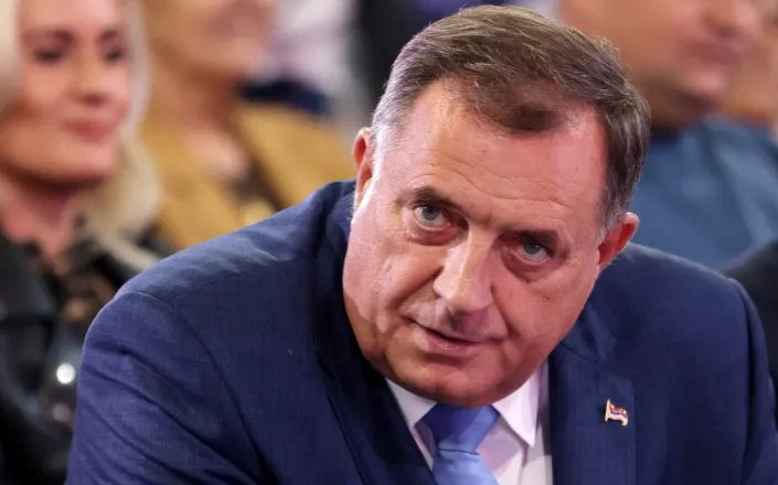 Dodik: Nisu Srbi ginuli braneći svoju imovinu da bi je Schmidt, Murphy i Bakir krčmili