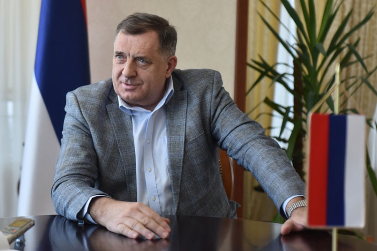 Dodik: Njemačka misli da će kreditima ukinuti RS