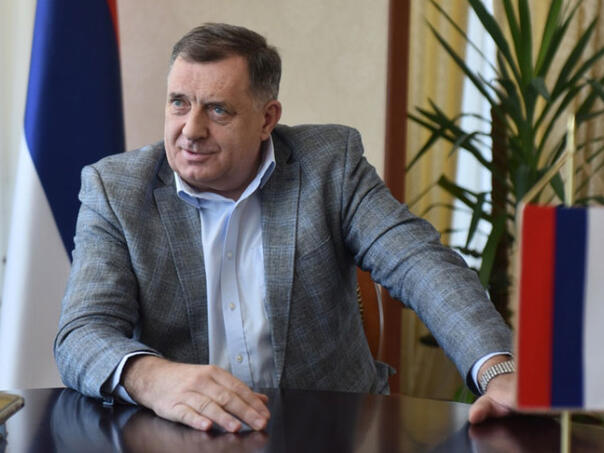 Dodik: Njemačka misli da će kreditima ukinuti RS