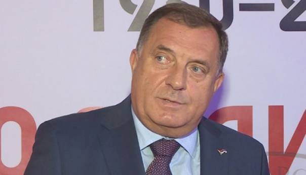 Dodik: Obustaviti glasanje putem pošte