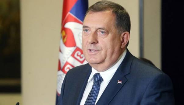 Dodik: Očajničke izjave isfrustriranog Mila Đukanovića