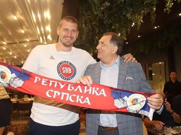 Dodik odlikovao Jokića i Bogdanovića ordenom zastave RS sa zlatnim vijencem