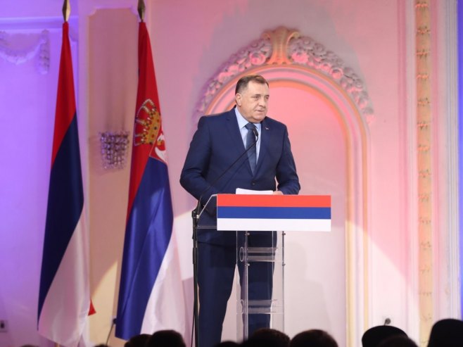 Dodik odlikovao Putina Ordenom Republike Srpske na ogrlici