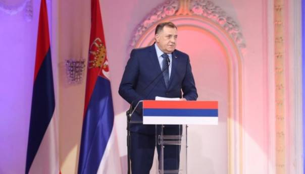 Dodik odlikovao Putina Ordenom Republike Srpske na ogrlici