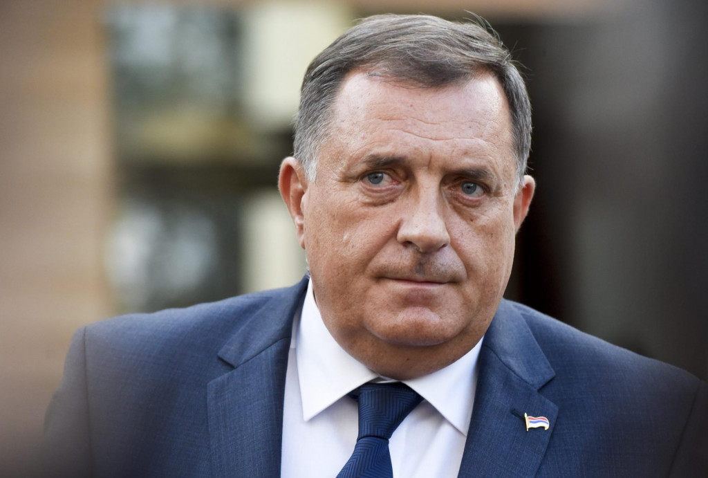 Dodik: Ono što radi Schmidt izlobirano je od Hrvatske
