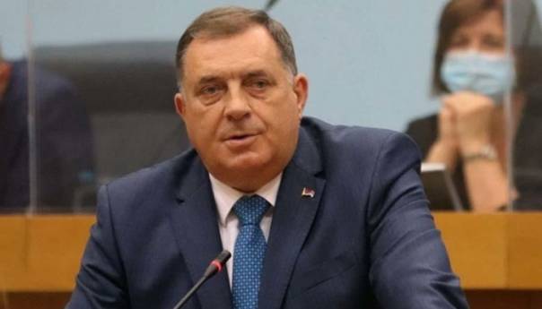 Dodik opet najavio sjednicu NSRS o povlačenju iz OS BiH