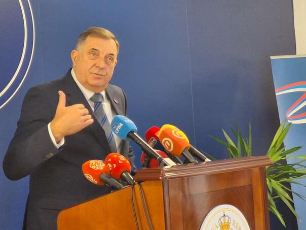 Dodik: Opozicija nam je napravila veliki problem