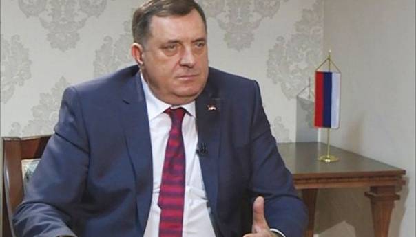 Dodik optužio Inzka da se dodvorava Bošnjacima