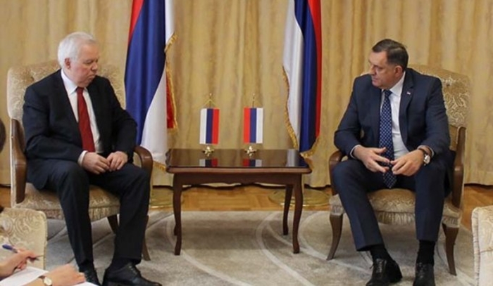 Dodik: Ostajemo dosljedni stavu da ne učestvujemo u donošenju odluka