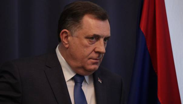 Dodik osudio napad na Ajšu i Fadila Memišević: Žao mi je što se to desilo