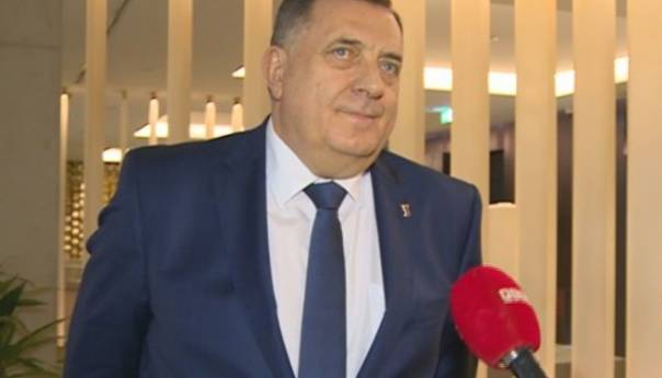 Dodik otkrio detalje sastanka sa Vučićem