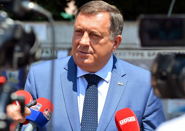 Dodik: Otužno je to što opozicija RS radi u Crnoj Gori