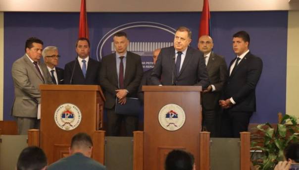 Dodik: Ovo je plan, pozivamo na napuštanje Ustavnog suda