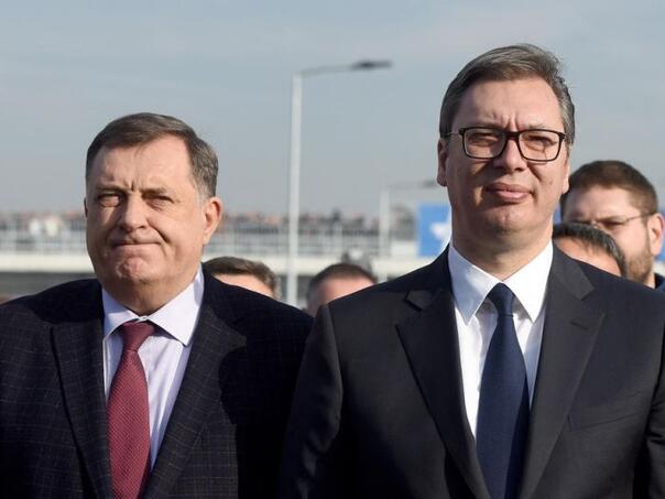 Dodik: Podrška Vučiću, EU i SAD prešutno gledaju teror