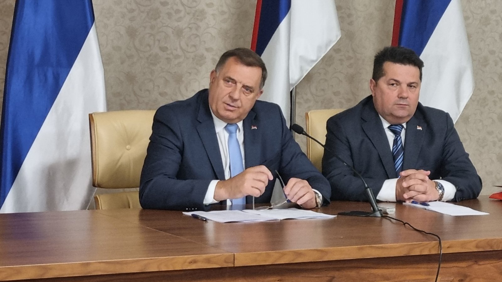 Dodik podržao studenticu koja je prijetila ubijanjem i veličala zločinca