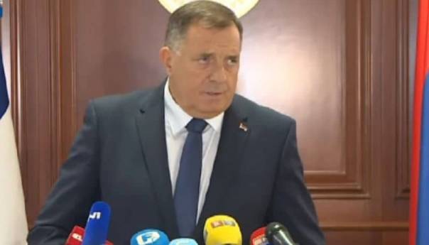 Dodik pohvalio ambasadora Hrvatske zbog odbijanja note BiH