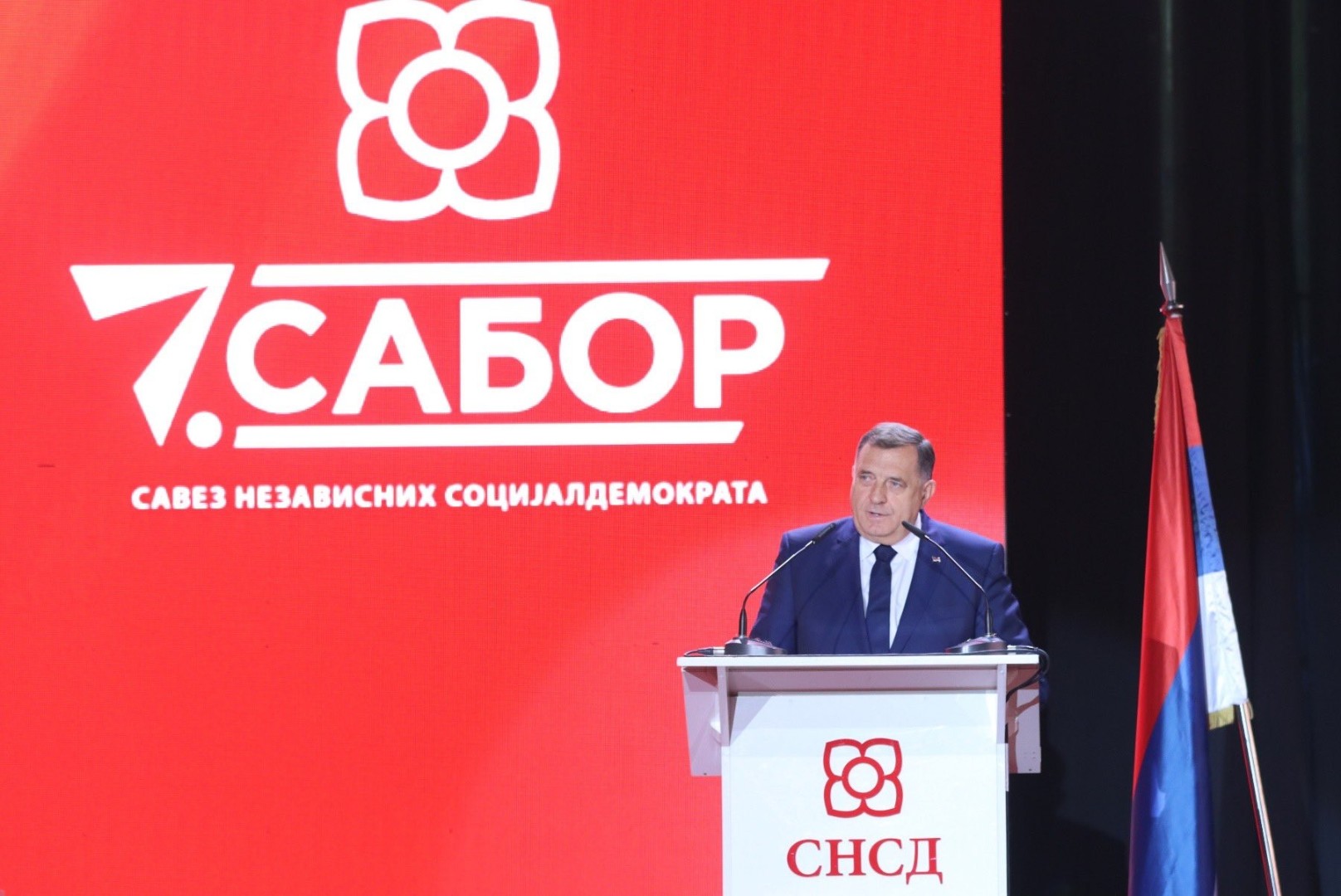 Dodik ponovo izabran za predsjednika SNSD-a