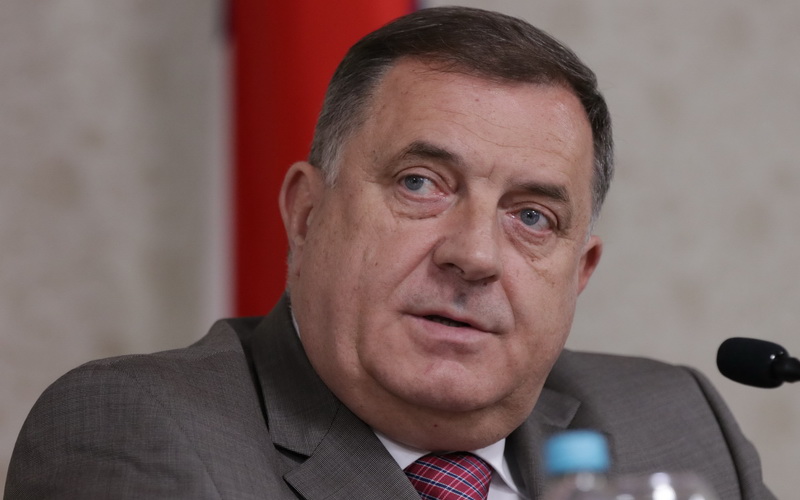 Dodik ponovo kritikovao poteze Njemačke i Schmidta