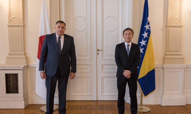 Dodik primio akreditive novoimenovanog ambasadora Japana u BiH