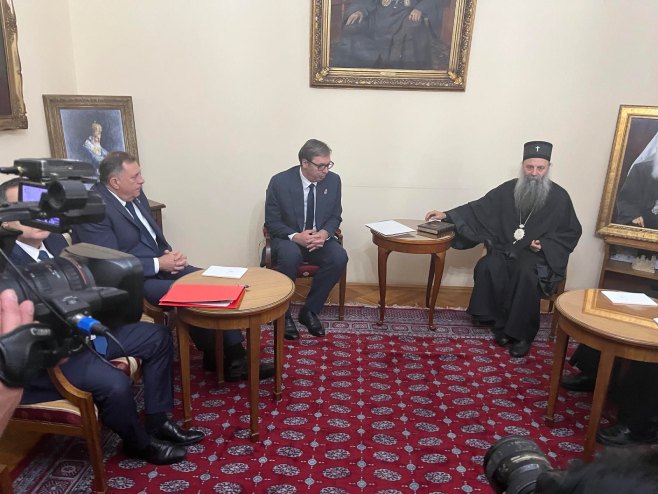 Dodik prisustvuje sastanku u Patrijaršiji