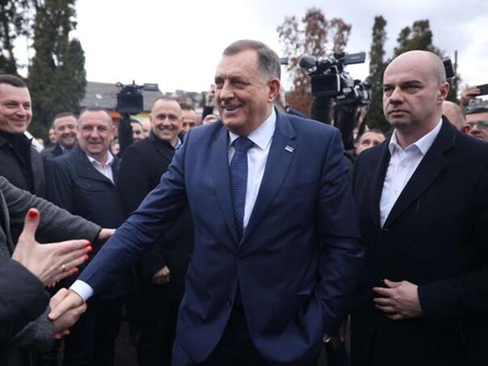 Dodik privrednicima: Ne prijetite, slobodno idite u FBiH