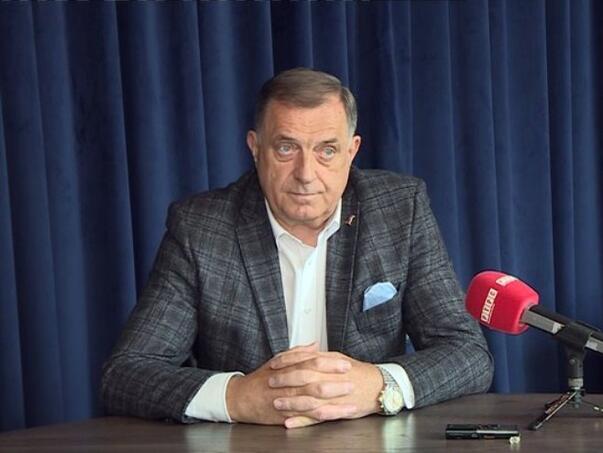 Dodik: Putujem u Moskvu, vjerujem da će tamo biti i Vučić
