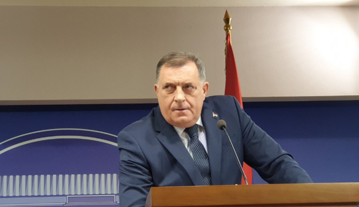 Dodik razgovarao sa Varhelyiem: Poništiti Inzkov zakon
