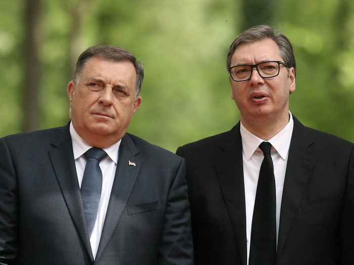 Dodik razgovarao sa Vučićem: Stabilna i jaka Srbija interes cjelokupnog srpskog naroda