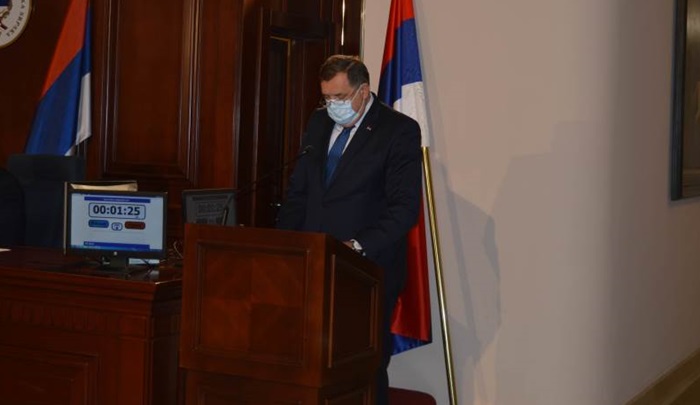 Dodik: Rezolucija je netačna, podmukla podvala
