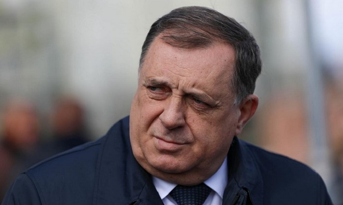 Dodik: RS antifašistička država; Bursać odgovorio fotografijom grobnice