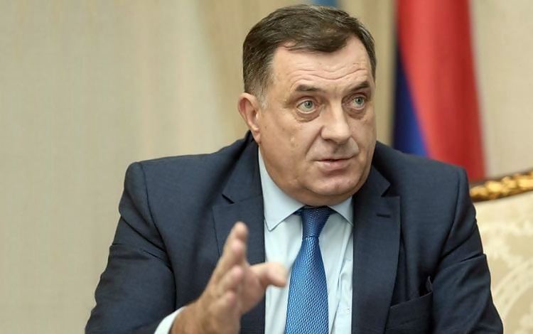 Dodik: RS će pomoći migrantima da što prije prođu
