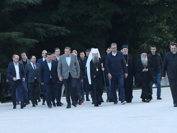 Dodik: RS i Srbija uvijek zajedno, snažna podrška Vučiću